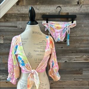 NWT Beach Bunny Keoni Floral Tie-Front Top and Bikini Bottom Set Size XS/S